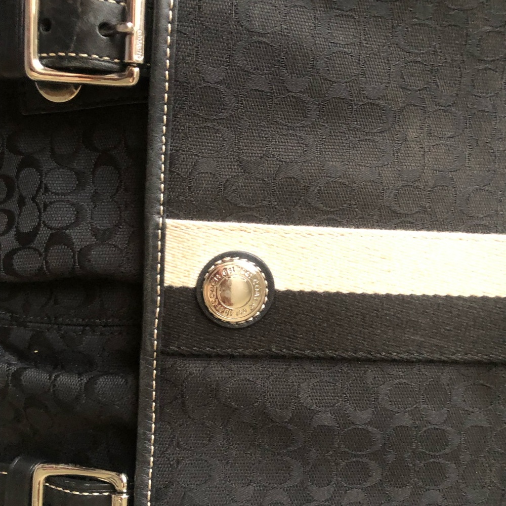 Coach Messenger Bag Authentic - Picture 2 of 9